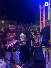 Roda de pagode ao vivo